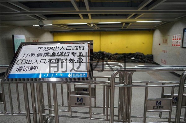 ���F�����T